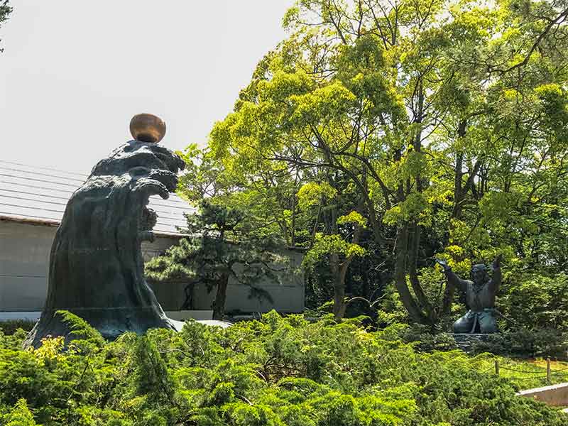 出雲大社・ムスビの御神像