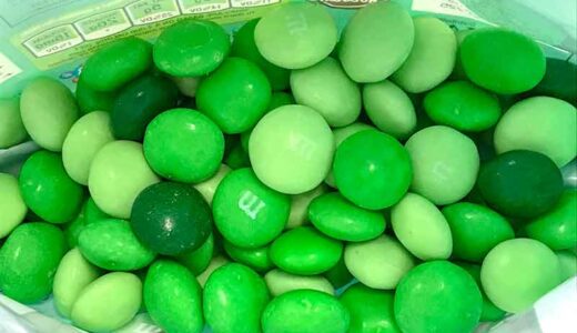 アメリカのお土産にm&m's（エムアンドエムズ）のミントチョコをもらう。THEアメリカンな感じでした。
