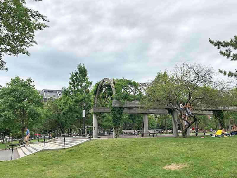 クリストファー・コロンブス・ウォーターフロント・パーク Christopher Columbus Waterfront Park