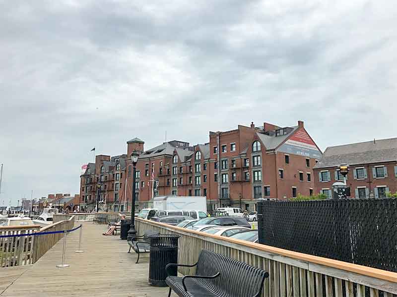 クリストファー・コロンブス・ウォーターフロント・パーク Christopher Columbus Waterfront Park