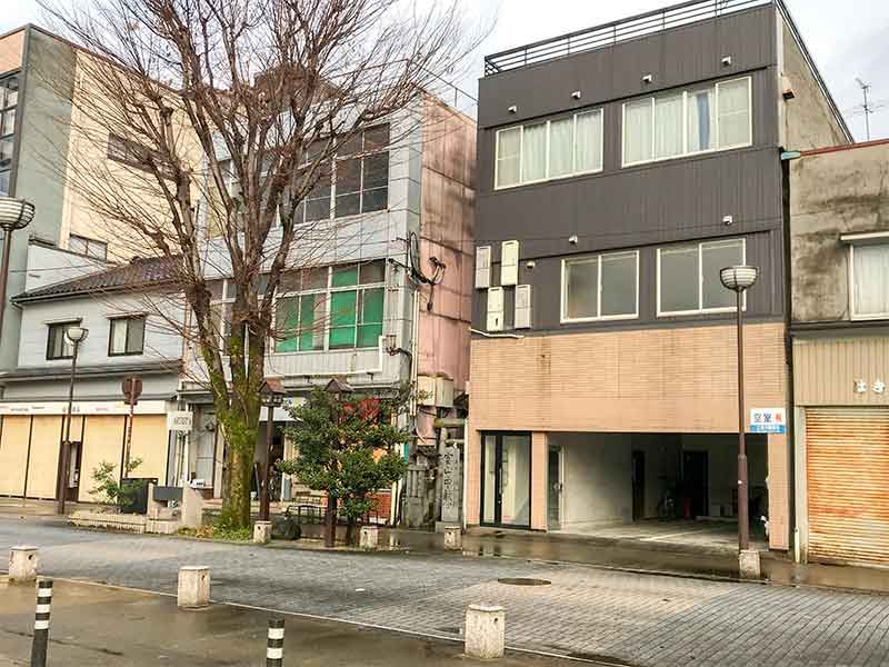 日本一小さい神社「富山中教院」