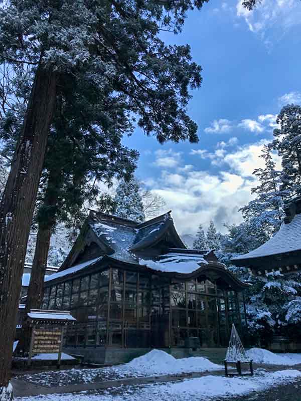 金劔宮・金運アップ日本3大神社