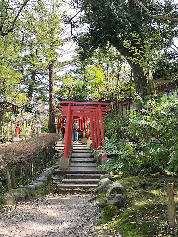 合格祈願で有名な金沢（金澤）神社