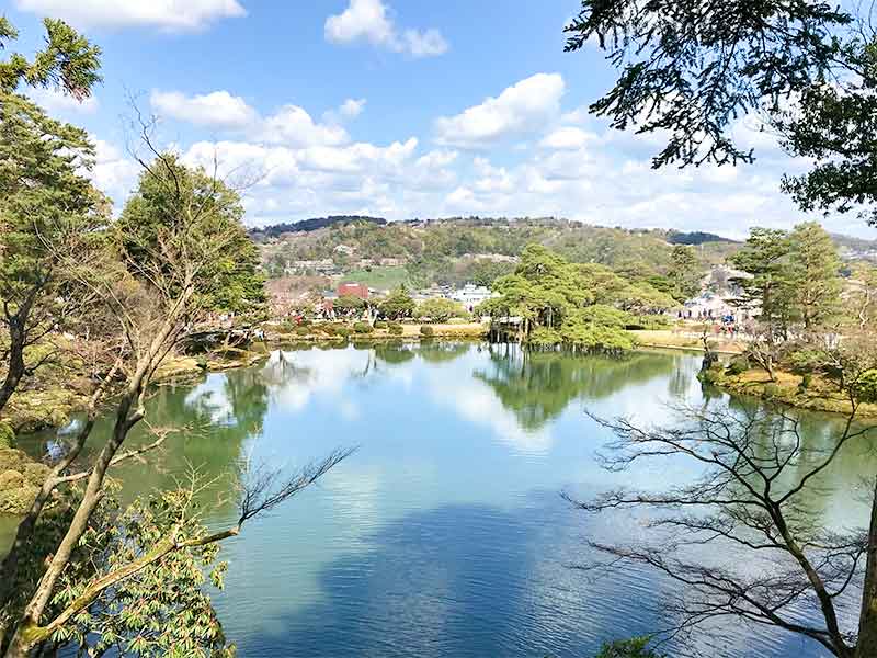 金沢・兼六園でお花見