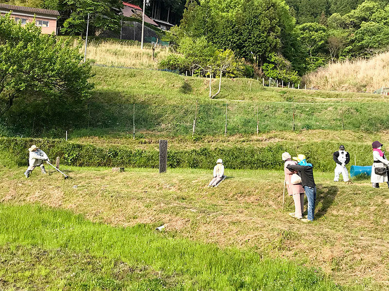 奈良県宇陀市室生砥取（ととり）の里のかかし