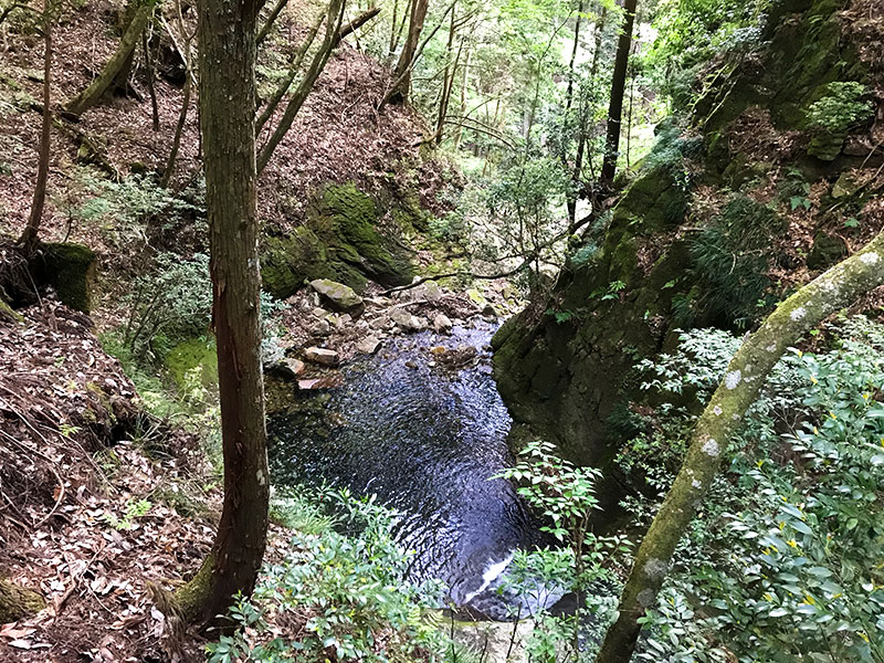 奈良・室生龍穴神社の龍穴