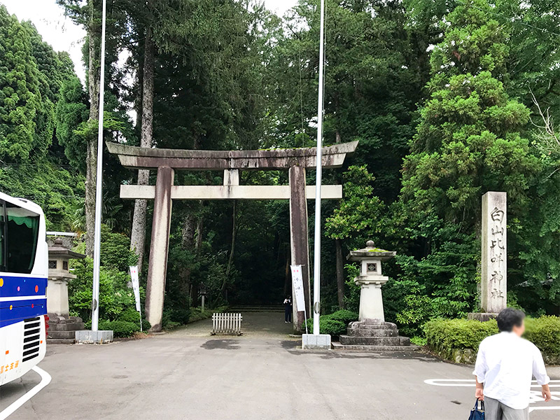 白山さんおついたち参り