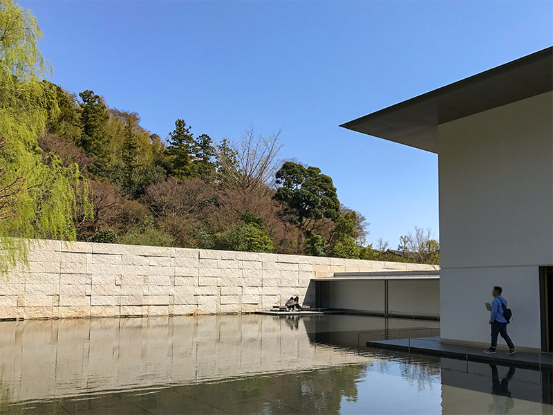 金沢・鈴木大拙館（水鏡の庭）