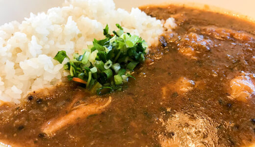 【金沢ランチ】金沢21世紀美術館近くの「金澤ななほしカレー」で美味しいチキンカレーランチをいただく