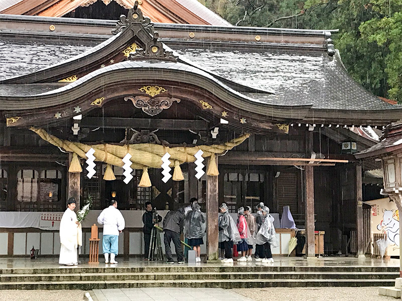 白山さん（白山比咩神社）左義長