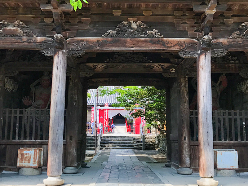 縁結びと厄払いの笠寺観音（名古屋）