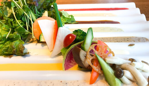 【石川】こだわり野菜のサラダがインパクト抜群のレストラン「エリーゼ・キッチン」