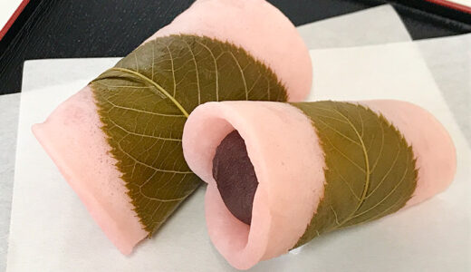 和菓子のさくら餅には「道明寺」と「長命寺」の2種類あるけど金沢は両方味わえるよ♪