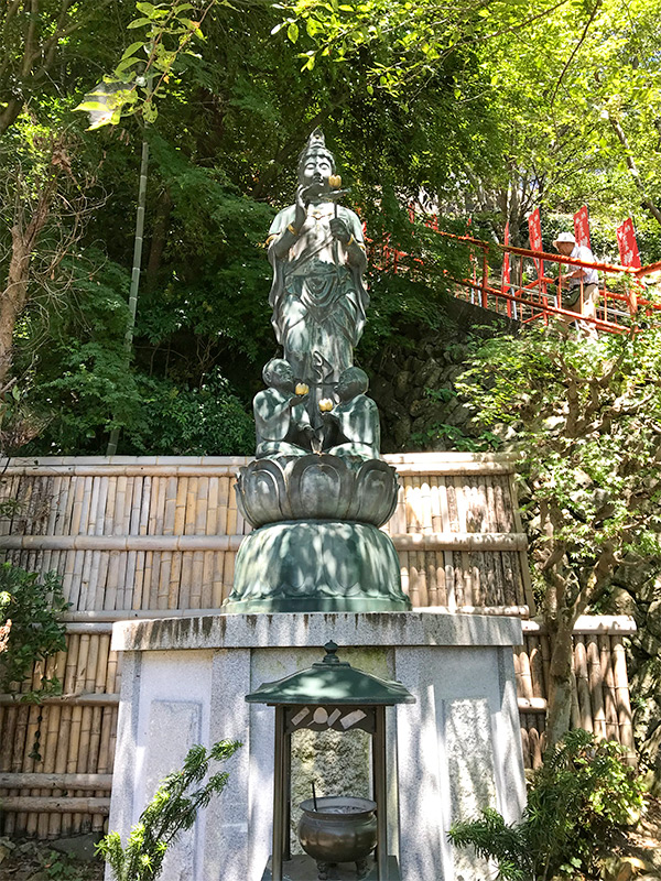 竹生島・宝厳寺