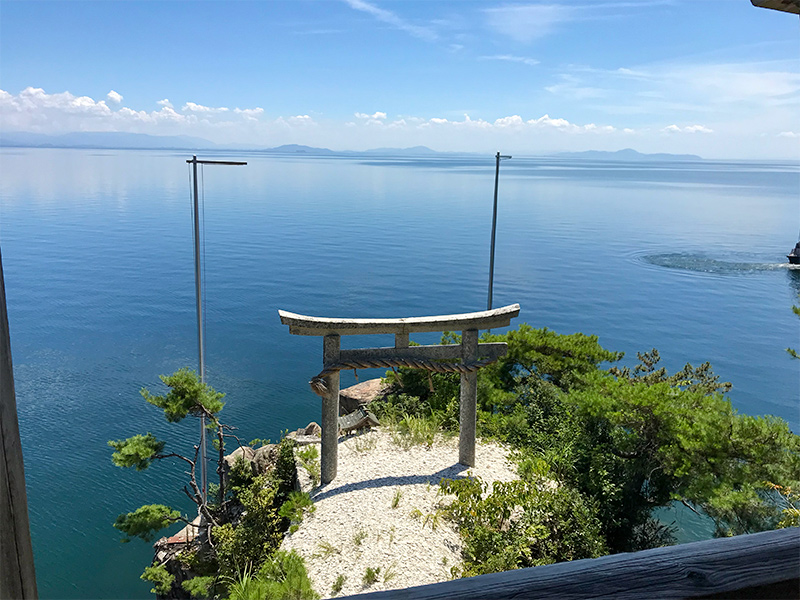 竹生島神社かわらけ投げ