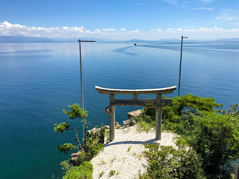 竹生島神社かわらけ投げ