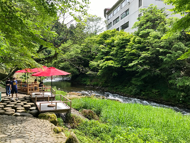 山中温泉鶴仙渓川床