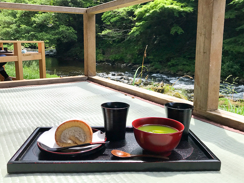 山中温泉鶴仙渓川床