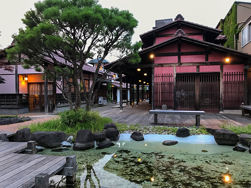 山代温泉はづちを楽堂