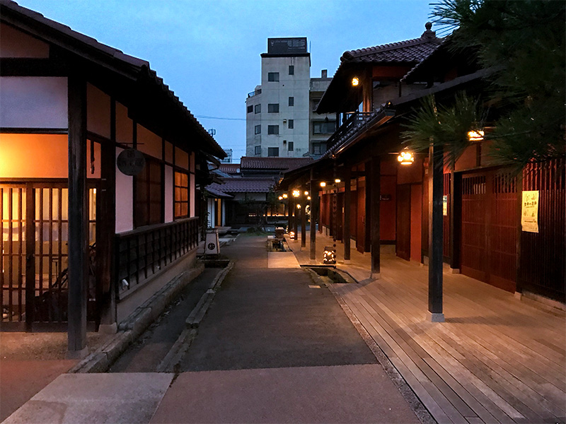 山代温泉はづちを楽堂