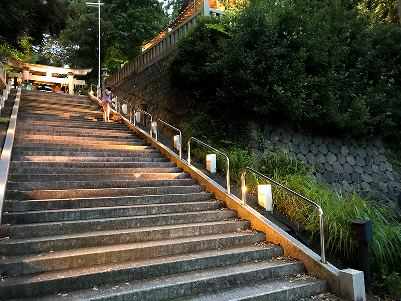 山代温泉ライトアップ服部神社