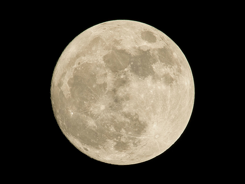 満月（full moon）