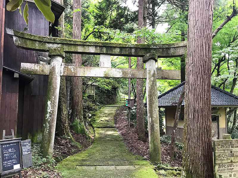 山中温泉東山神社