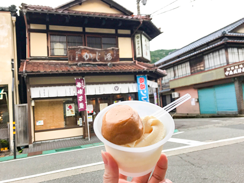 山中温泉山中石川屋の娘娘ソフトクリーム