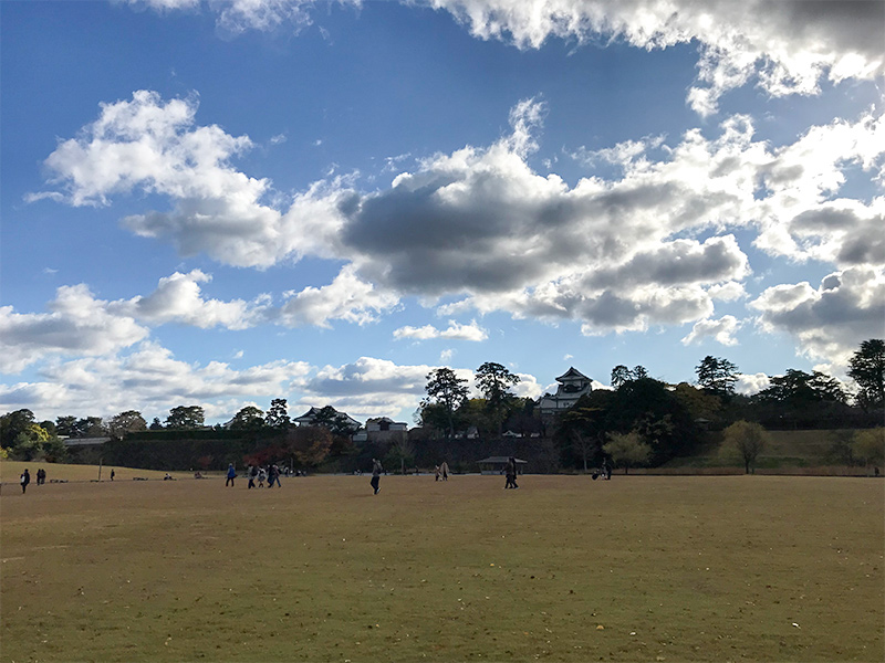 金沢城公園・新丸広場