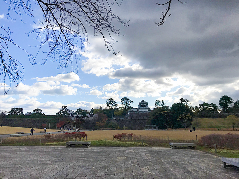 金沢城公園・新丸広場