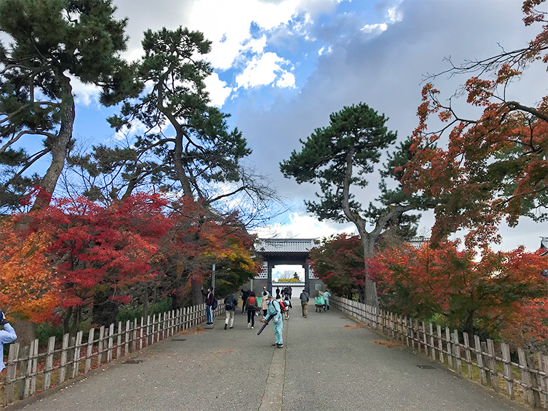 金沢城公園・河北門