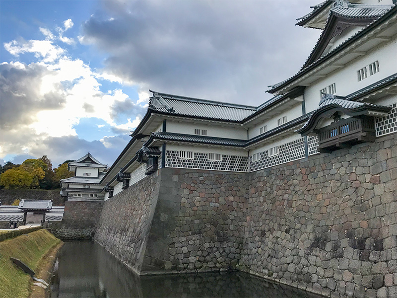 金沢城石垣めぐり（菱櫓・五十間長屋・橋爪門続櫓）