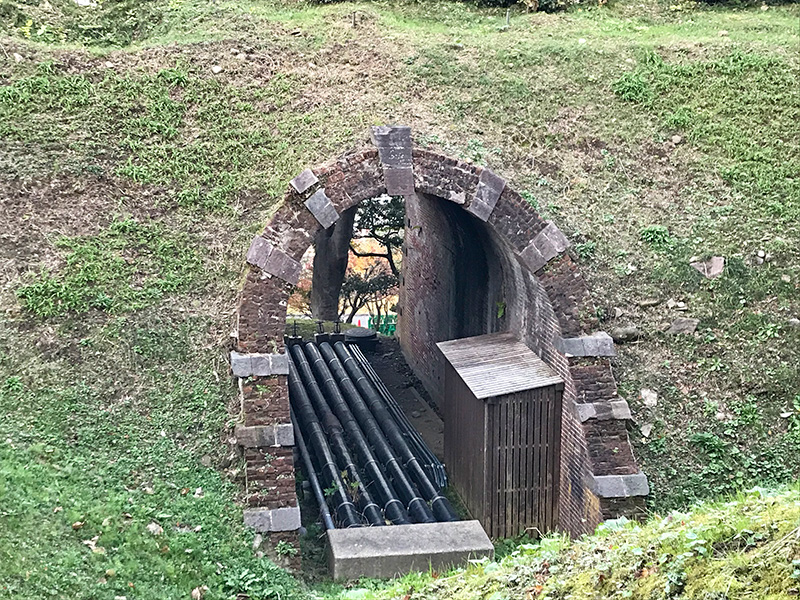 金沢城旧陸軍レンガ造りのトンネル