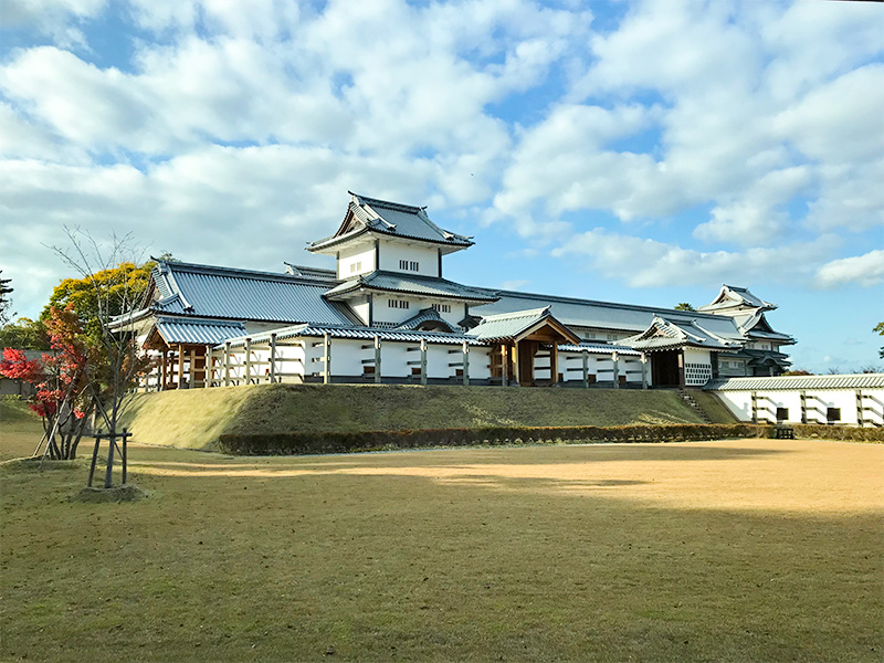 金沢城鶴の丸休憩館・豆皿茶屋