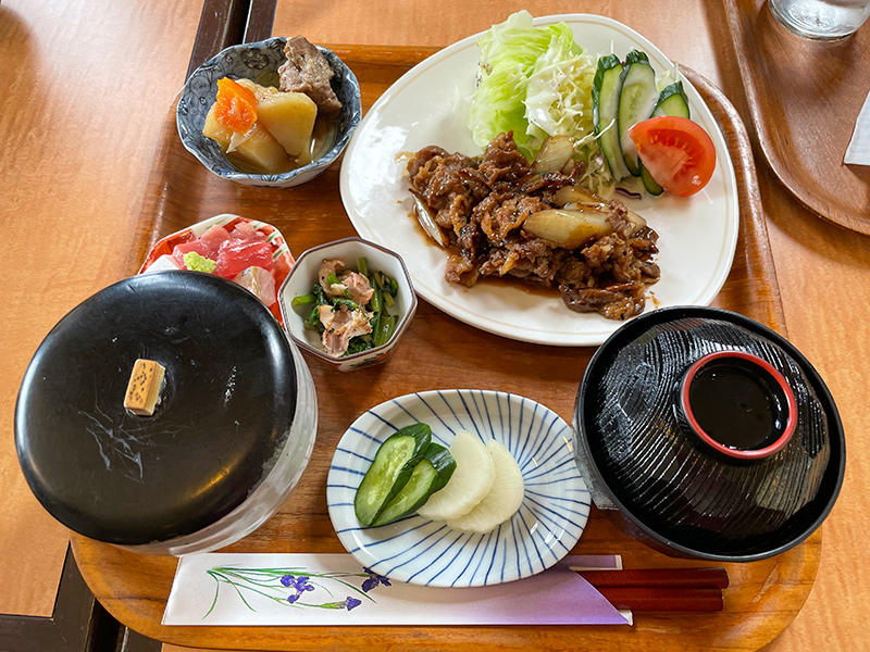 金沢兼六園近く軽食喫茶白鳥