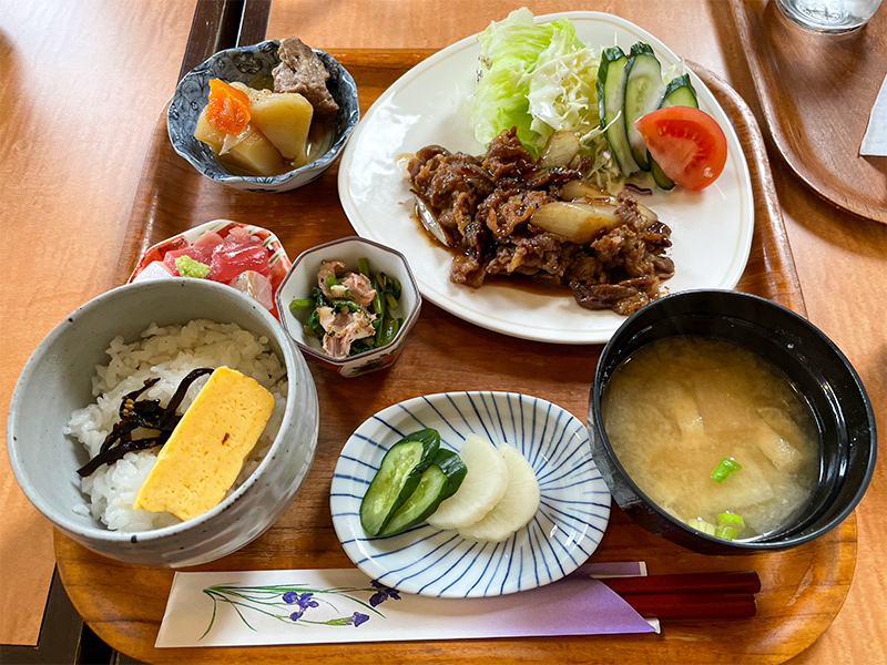 金沢兼六園近く軽食喫茶白鳥