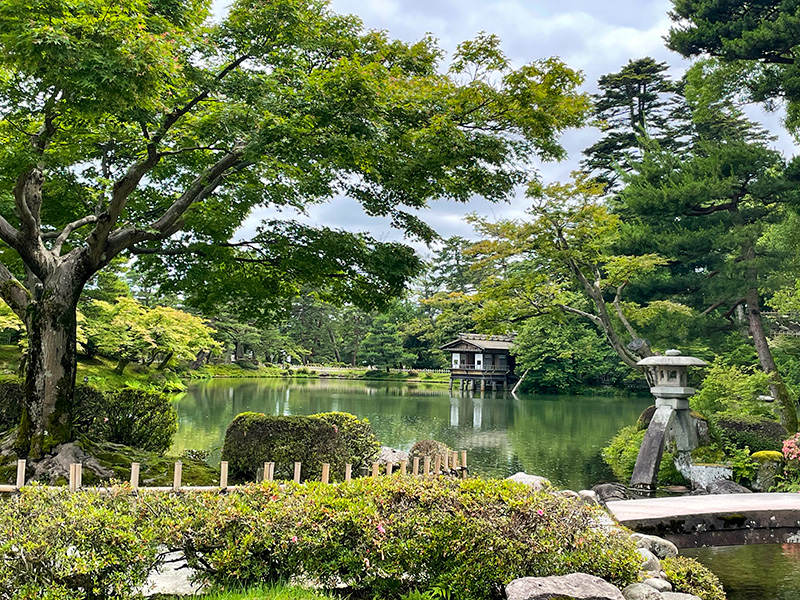 兼六園ことじ灯籠・金沢