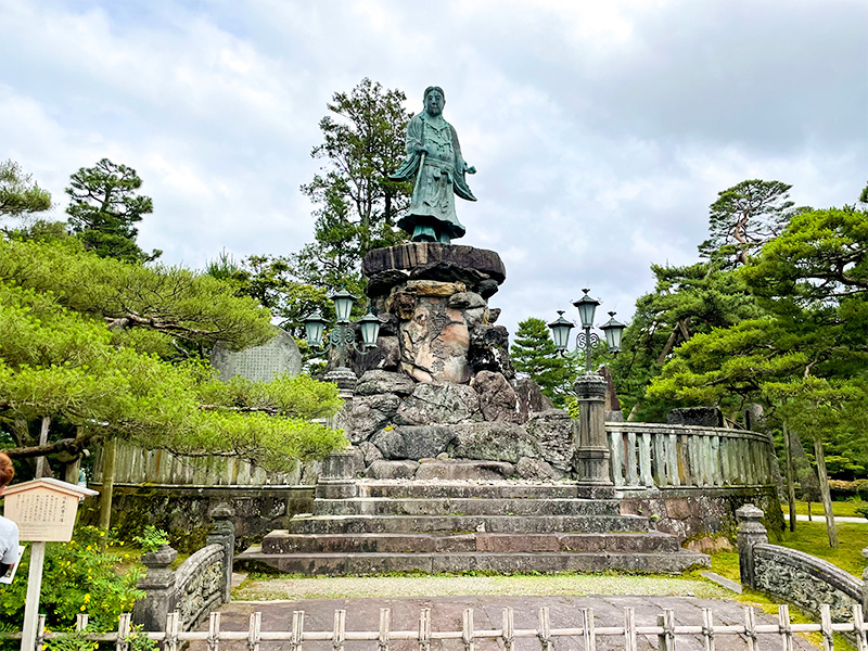 兼六園（明治紀念之標・日本武尊像）