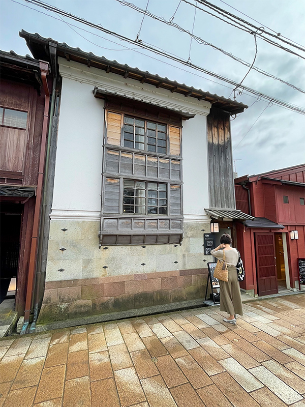 金沢・東山ギャラリーエッジ