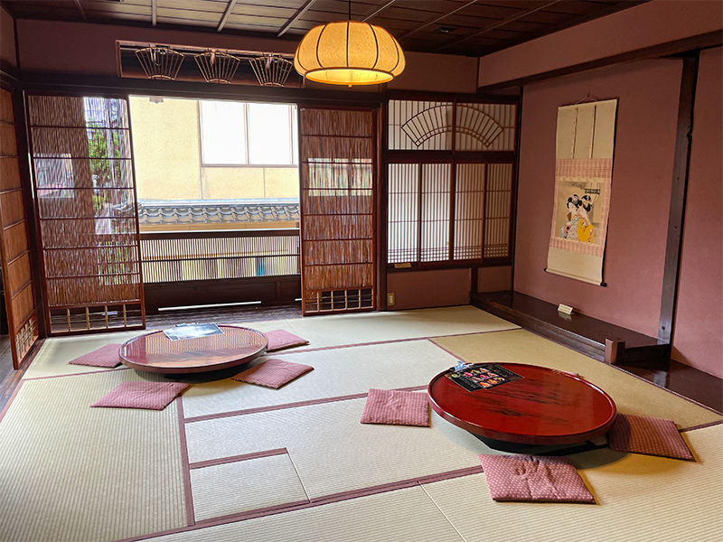 ひがし茶屋街茶房久連波(くれは)