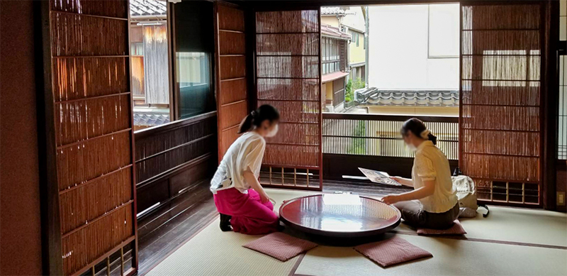 ひがし茶屋街茶房久連波(くれは)
