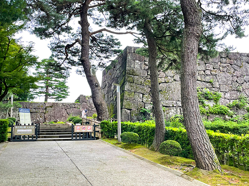 金沢城大手門