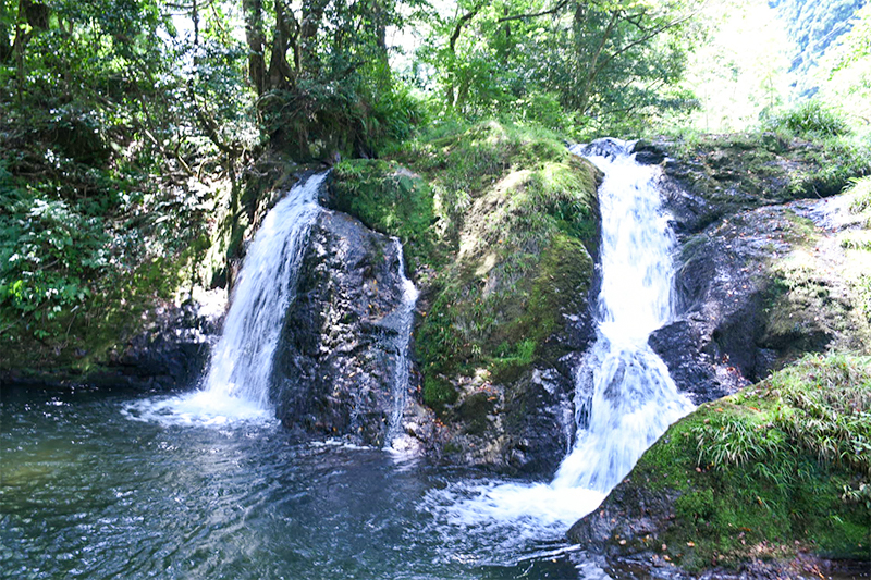 石川県小松・鱒留の滝