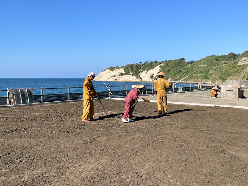 奥能登揚浜式塩田「塩の駅 輪島塩」