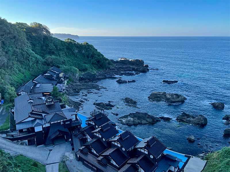 能登珠洲岬（聖域の岬）空中展望台スカイバード