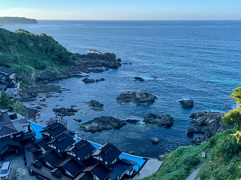 能登珠洲岬（聖域の岬）空中展望台スカイバード