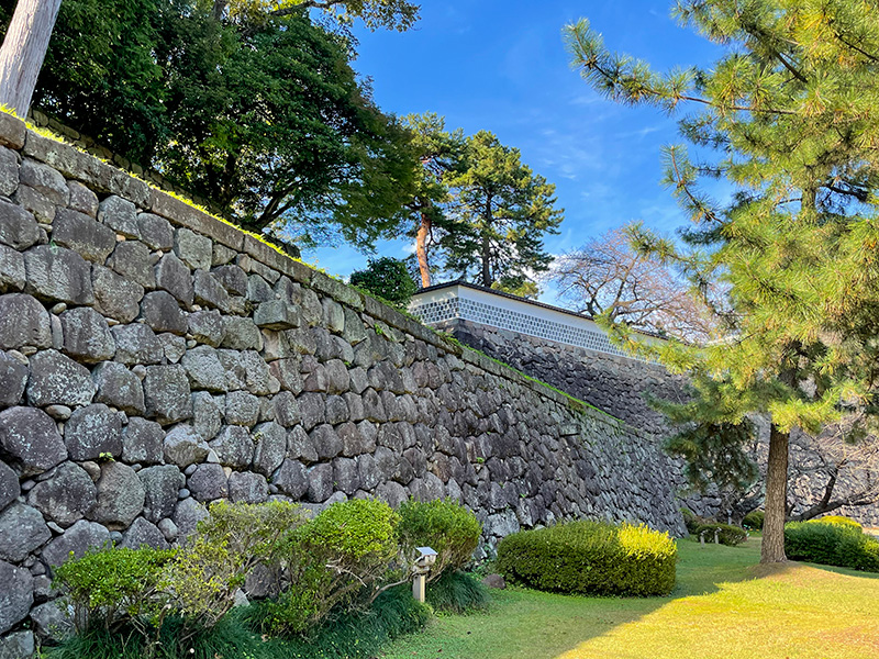 金沢城・東の丸東面の石垣