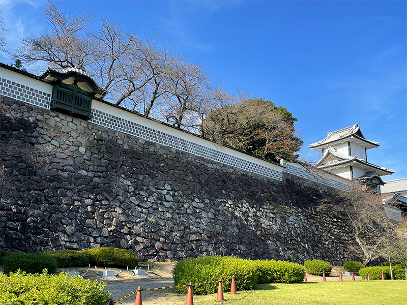 金沢城・三の丸東面の石垣