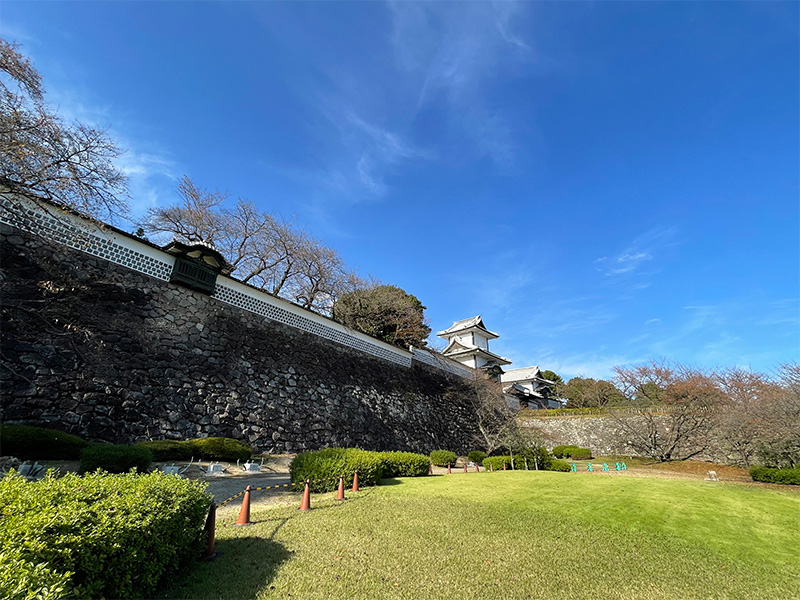 金沢城・三の丸東面の石垣