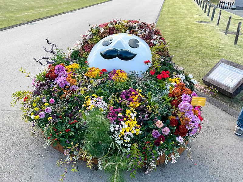 金沢城公園ひゃくまんさん花人形